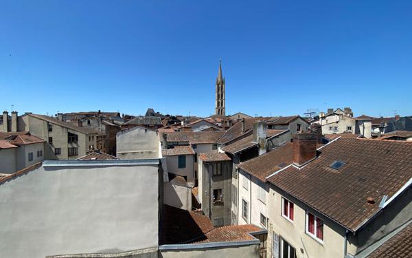 Appartement à vendre    3 pièces • 117,38 m2 Limoges