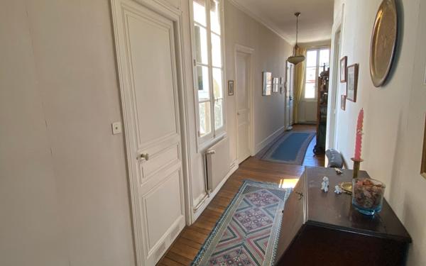 Appartement à vendre    3 pièces • 117,38 m2 Limoges