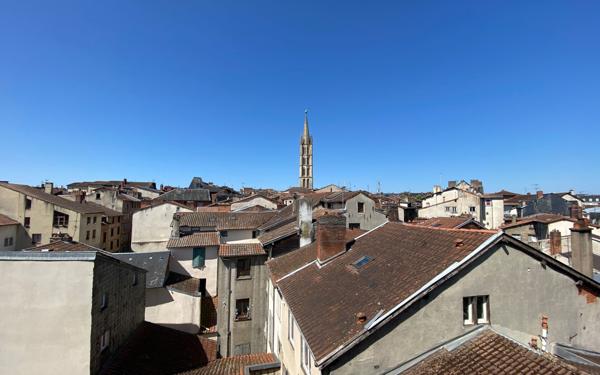 Appartement à vendre    3 pièces • 117,38 m2 Limoges