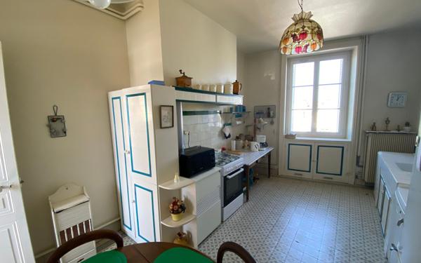 Appartement à vendre    3 pièces • 117,38 m2 Limoges