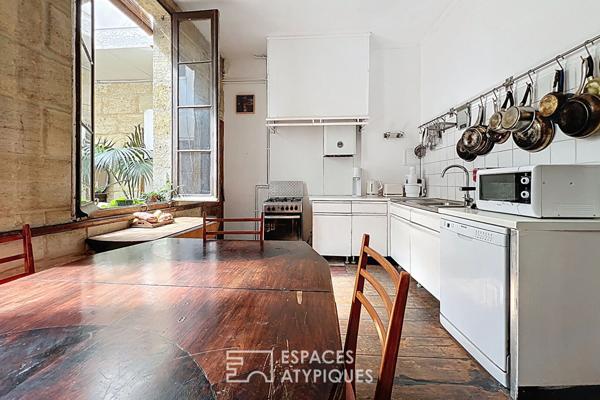 Maison avec garage et patio intérieur plein coeur de Saint Michel