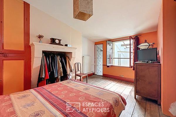 Maison avec garage et patio intérieur plein coeur de Saint Michel