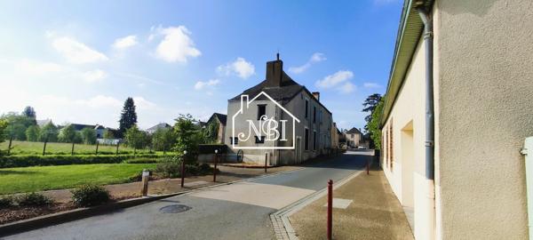 A VENDRE Maison de bourg 85 m² PROCHE MESLAY DU MAINE