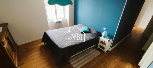 A VENDRE Maison de bourg 85 m² PROCHE MESLAY DU MAINE