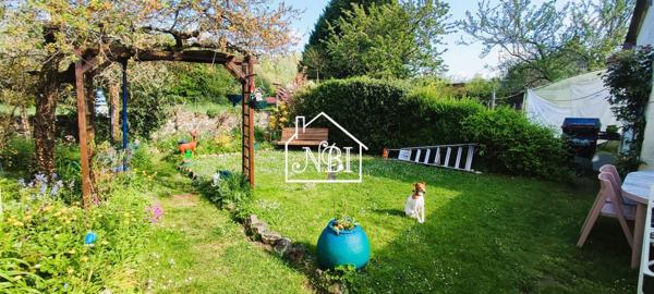 A VENDRE Maison de bourg 85 m² PROCHE MESLAY DU MAINE