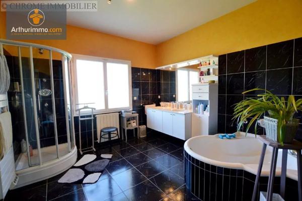 Vente Maison 5 pièces 188 m2 à Duras