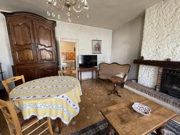 Vente Maison117 m² - 4 Pièces - LIGNIERES (18160)