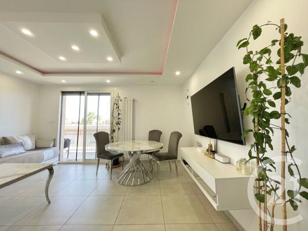 Appartement T4 à vendre  4 pièces - 78,69 m2 LUNEL - 34
