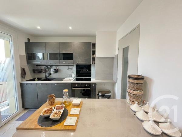 Appartement T4 à vendre  4 pièces - 78,69 m2 LUNEL - 34