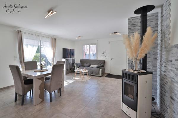 Maison à vendre 4 pièces LA CHAPELLE DE GUINCHAY (71)