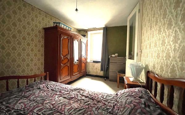 Maison à vendre    2 pièces •  Vallon-Pont-d'Arc