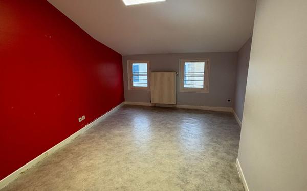 Immeuble à vendre    10 pièces •  Bar-le-Duc