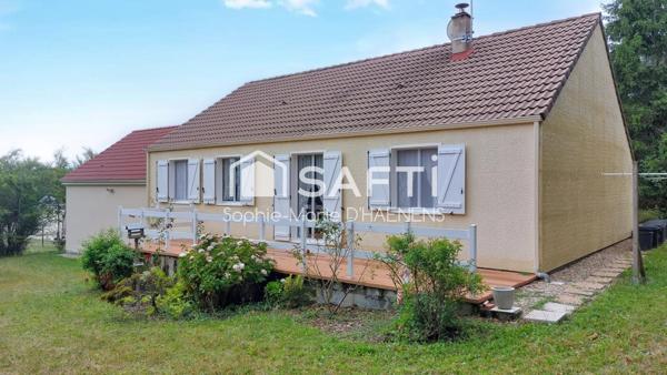 Pavillon rénové avec trois garages