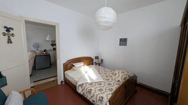 Vente                                                      Maison
                        
                     7 pièces                      168 m2                     à Salbris