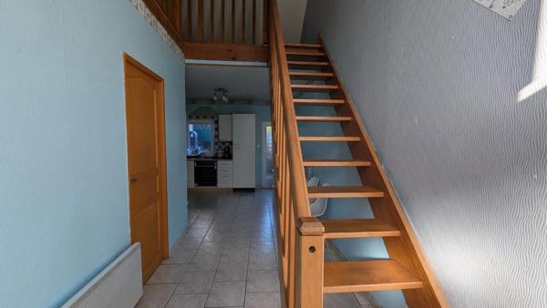 Vente                                                      Maison
                        
                     7 pièces                      168 m2                     à Salbris