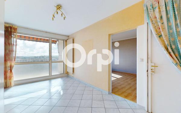 Appartement à vendre    4 pièces • 71 m2 Bron