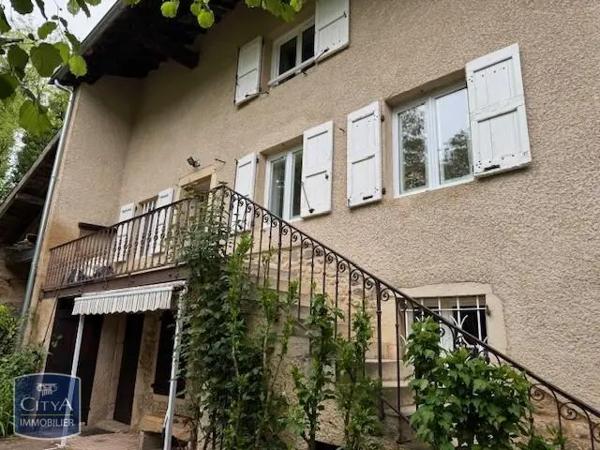 Maison à louer 6 pièces 157.16m² Juliénas (69840)