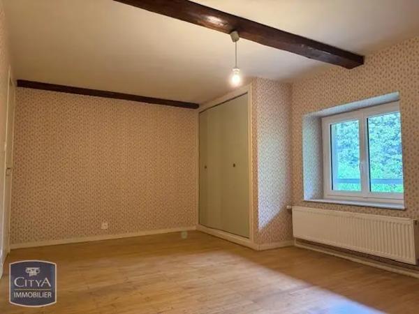 Maison à louer 6 pièces 157.16m² Juliénas (69840)