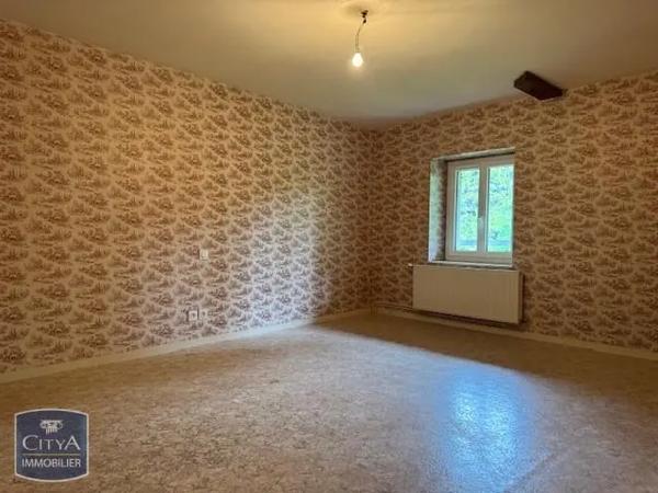Maison à louer 6 pièces 157.16m² Juliénas (69840)