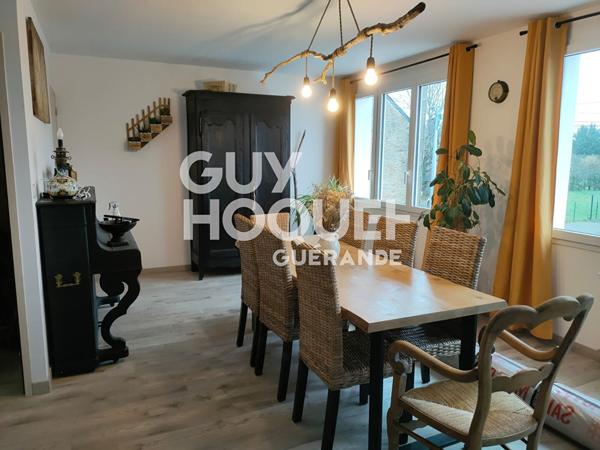 Local Commercial avec appartement à l'étage