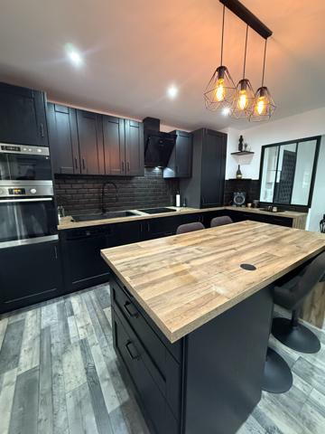 La valentine (13011) Grand T3/T4 entièrement rénové – Résidence Saint-Jacques