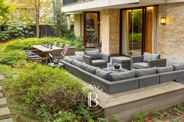 Neuilly-sur-Seine, Appartement 3 Chambres -  168 m² à vendre