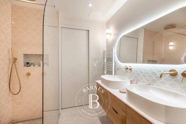 Neuilly-sur-Seine, Appartement 3 Chambres -  168 m² à vendre