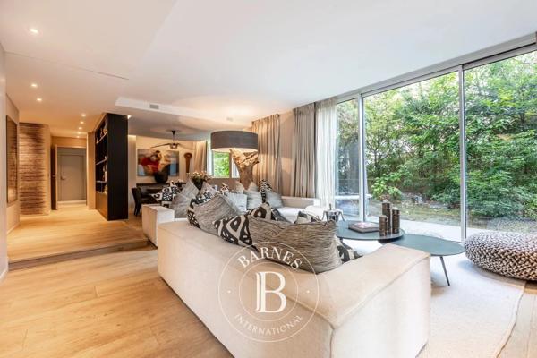 Neuilly-sur-Seine, Appartement 3 Chambres -  168 m² à vendre