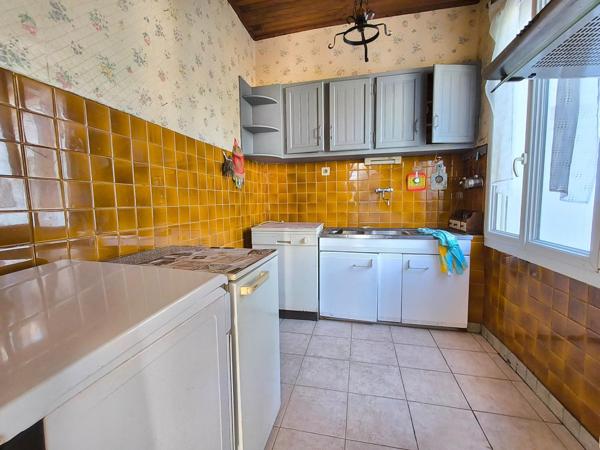 maison de plain pied dans quartier résidentiel
