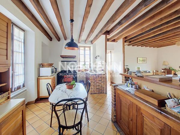 Maison Pussay 6 pièce(s) 160 m2