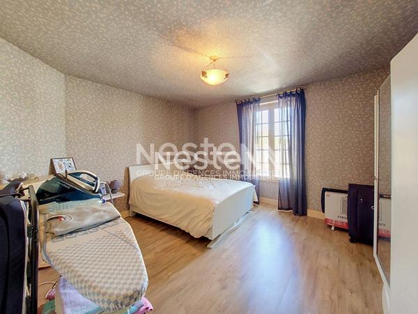 Maison Pussay 6 pièce(s) 160 m2
