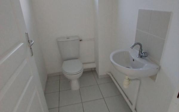 Appartement à louer    4 pièces • 75,41 m2 Le Lamentin