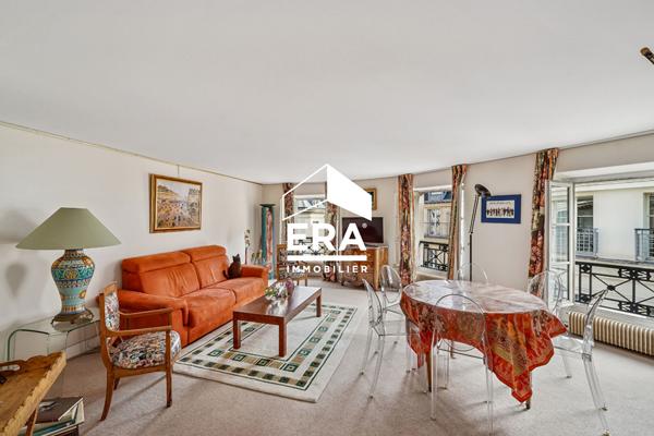 Appartement Paris 3 pièce(s) 81 m2