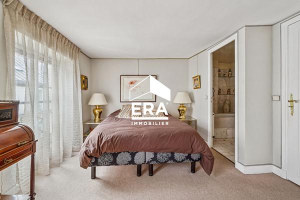 Appartement Paris 3 pièce(s) 81 m2