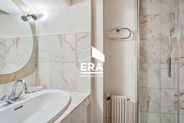Appartement Paris 3 pièce(s) 81 m2