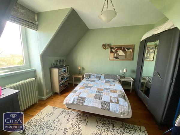 Maison à vendre 10 pièces 230m² Saint-Brieuc (22000)