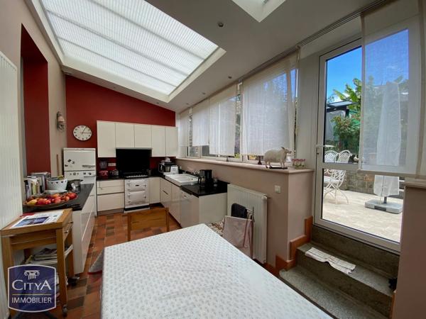 Maison à vendre 10 pièces 230m² Saint-Brieuc (22000)