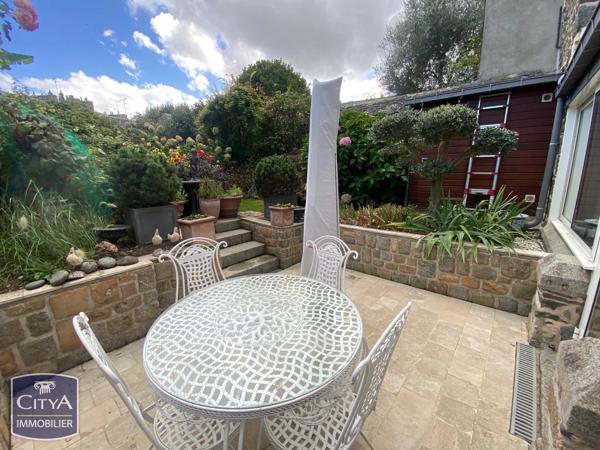 Maison à vendre 10 pièces 230m² Saint-Brieuc (22000)