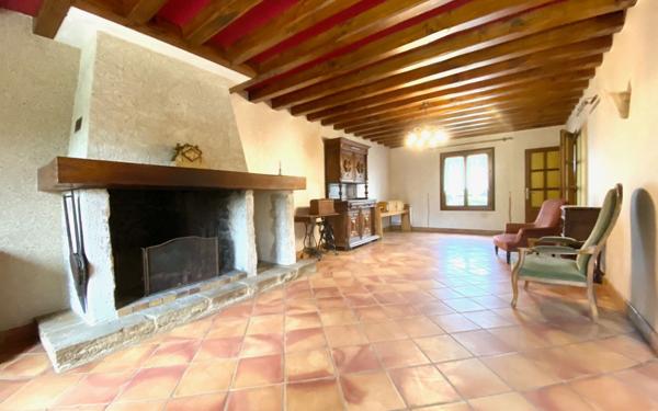 Maison à vendre    5 pièces • 148,91 m2 Épône