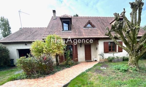 Maison à Saint-Just-en-Chaussée, 60130 - 7 pièces 175m²