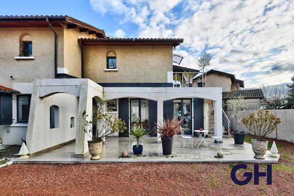 Maison - 226m² - LA BOISSE