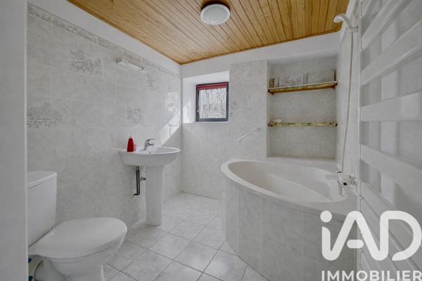 Maison à vendre 8 pièces 195 m² Le Monastier-sur-Gazeille