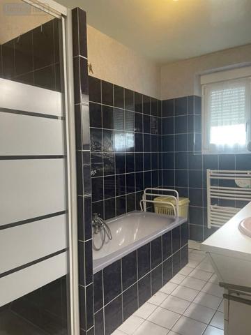 Maison à vendre à La Bazoge-Montpinçon en Mayenne (53440), ref : 046/831