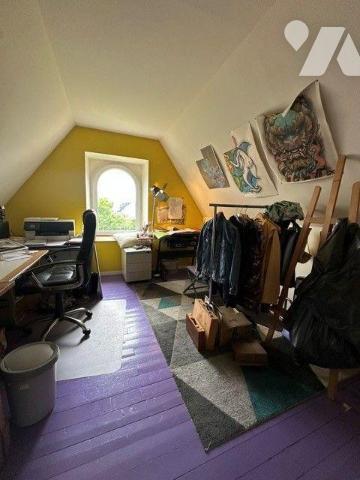Sur la commune de Trébeurden, cette maison de caractère de 125m2 allie le charme de l'ancien et...