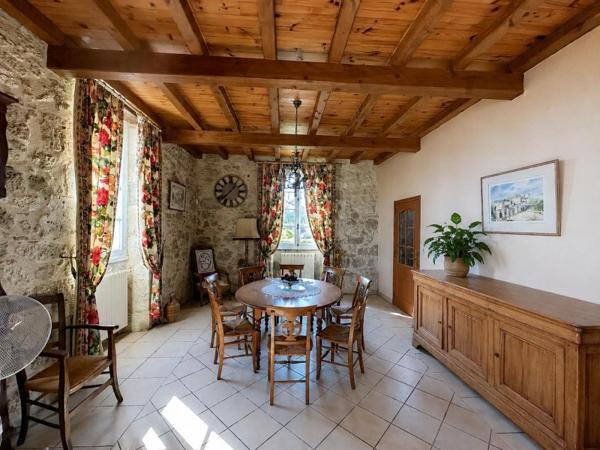 Vente / Maison en pierre