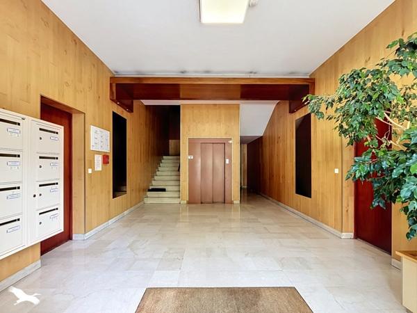 Appartement 150 500 € Périgueux 2 p 64 m² DPE D