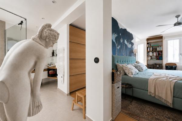 Appartement
         3 pièces
        - 112 m² Bien prestige 1 759 000 € *