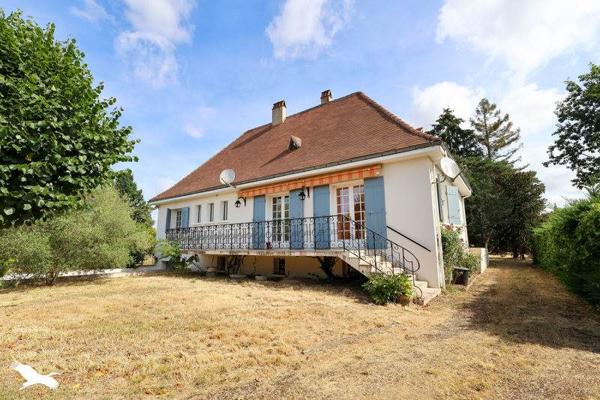 Maison 234 300 € Cours-de-Pile 4 p 122 m² DPE E