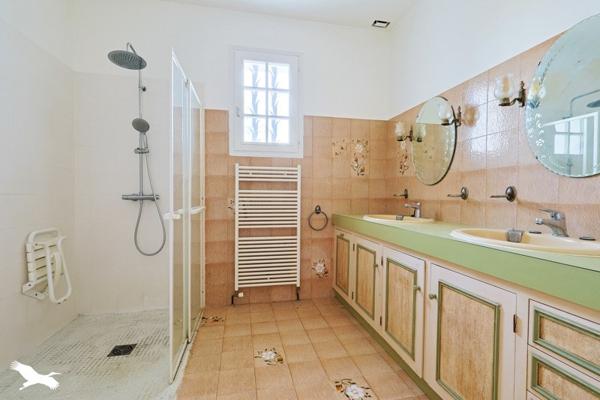 Maison 234 300 € Cours-de-Pile 4 p 122 m² DPE E