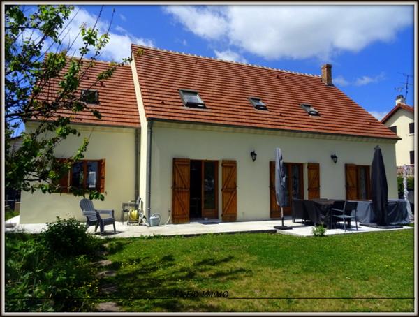 Montmagny (95360) Charmante maison familiale de 134 m² idéalement située dans le quartier prisé de la Butte Pinson à Montmagny.